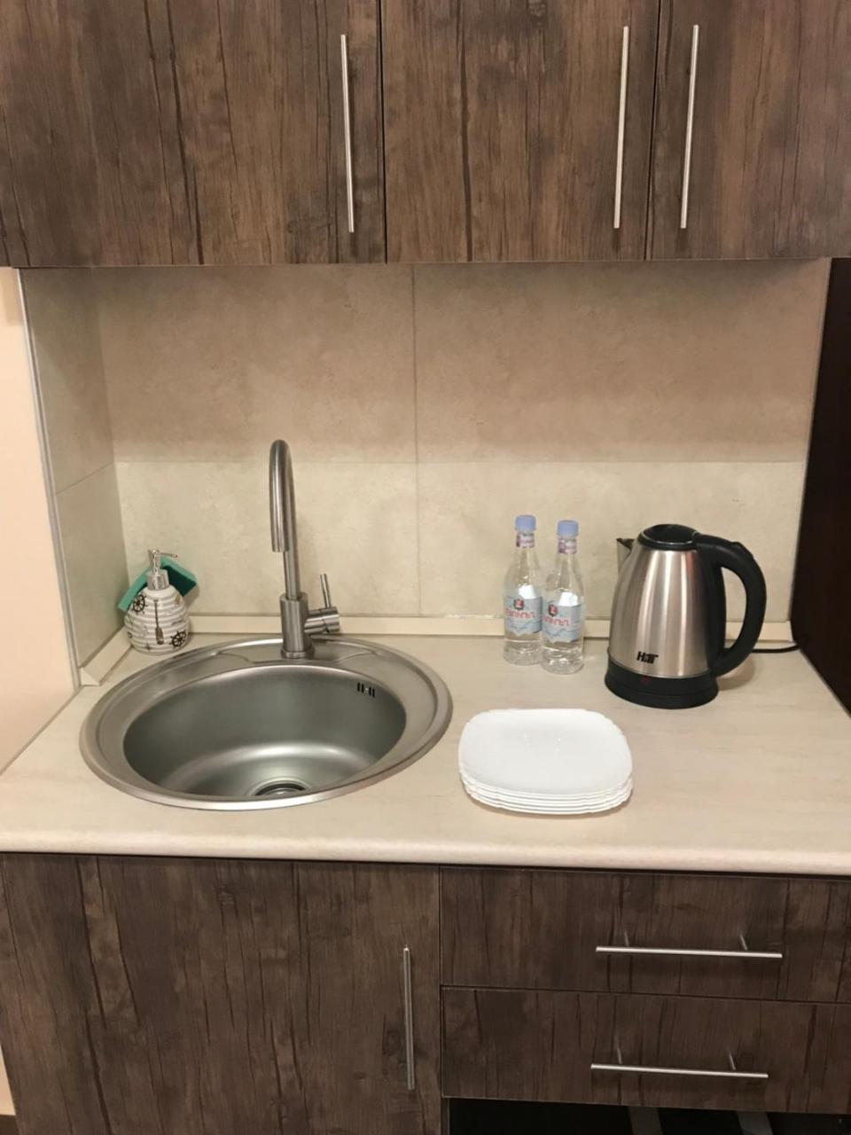 Guest House Abovyan Street Erevan Esterno foto